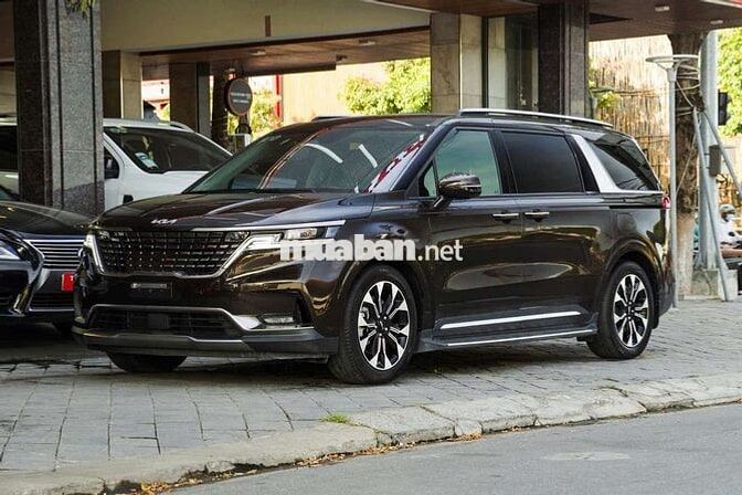 Kia Carnival 2022 Signature 30000 km