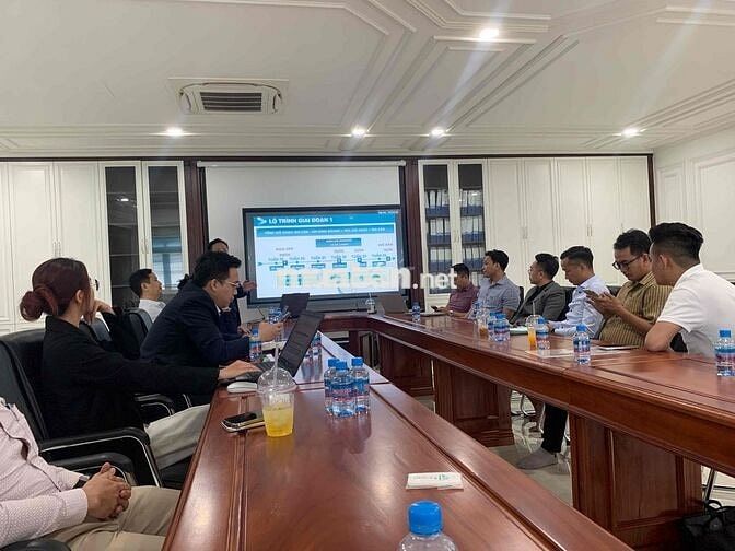 Tuyển thêm 5 NVKD bán BĐS tại Bình Dương