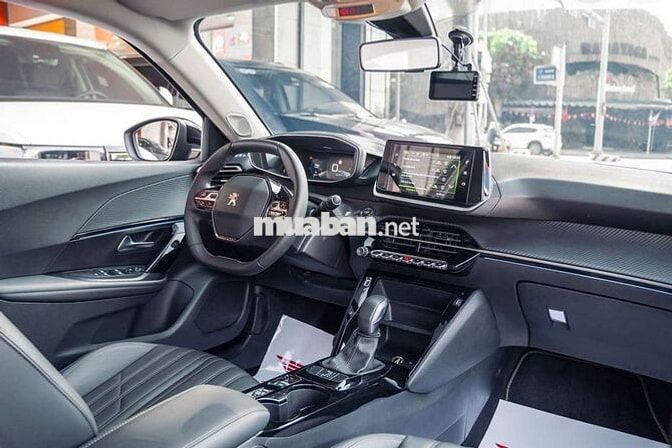 🏁 Peugeot 2008 GTline 2024 , lăn bánh 25.000