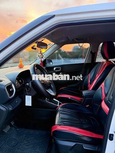 Hyundai Venue 2024 Standard 1.0 9602 km