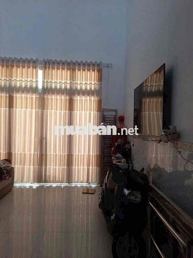NHÀ LẦU TRUNG TÂM PHƯỜNG 3 cách đường TÔN ĐỨC THẮNG vài chục m