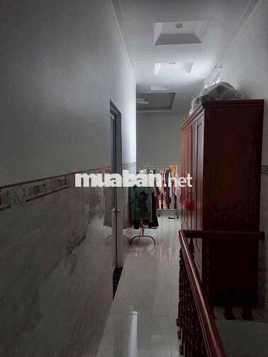NHÀ LẦU TRUNG TÂM PHƯỜNG 3 cách đường TÔN ĐỨC THẮNG vài chục m
