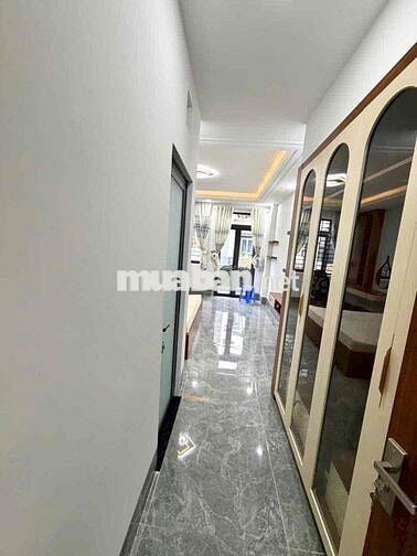 nhà 2 lầu 1 trệt Bình Chuẩn,Thuận An,đầy đủ nội thất,đường 7m đậu ô to