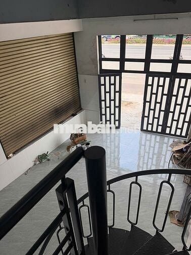 CHO THUÊ NHÀ MẶT TIỀN QUỐC LỘ 13 – GẦN NGÃ TƯ HÒA LÂN