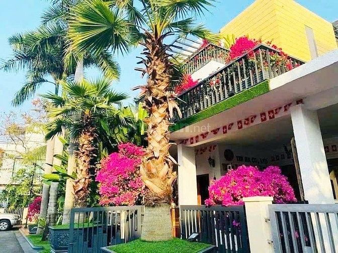 Biệt thự sân vườn cao cấp, villa Riviera An Phú, 6PN rộng, $5,500/th
