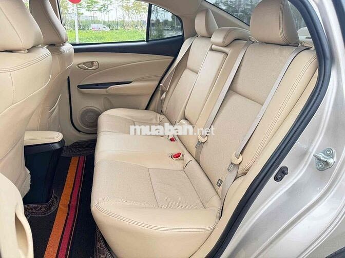 Toyota Vios E CVT 2022 Trắng 100.000 km