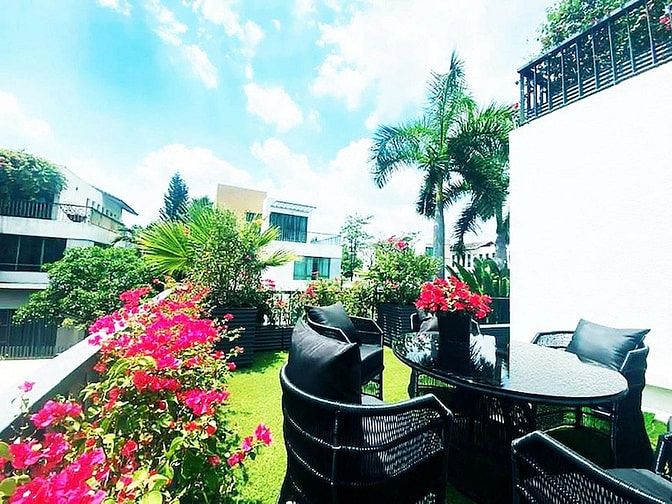 Biệt thự sân vườn cao cấp, villa Riviera An Phú, 6PN rộng, $5,500/th
