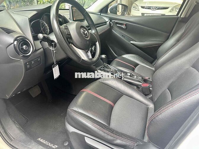 Mazda 2 2015 Trắng