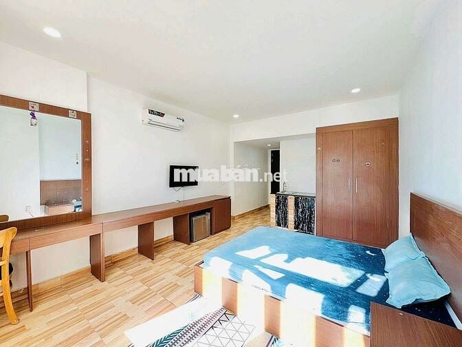 Phòng Đẹp View Thoáng Full Nội Thất Giá Rẻ Ngay Nguyễn Oanh