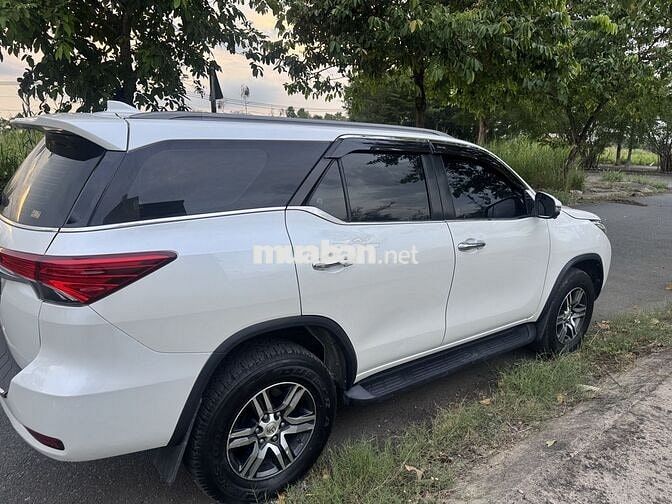 Toyota Fortuner 2019 Trắng