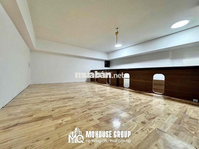 DUPLEX MỚI XÂY 100% FULL NỘI THẤT NGAY PHẠM VĂN BẠCH