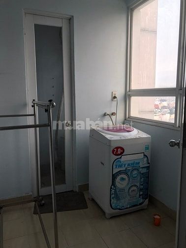 Gia đình tôi cần bán chung cư Phú Thọ - 65m2 - 2 phòng ngủ chỉ 3,5 tỷ