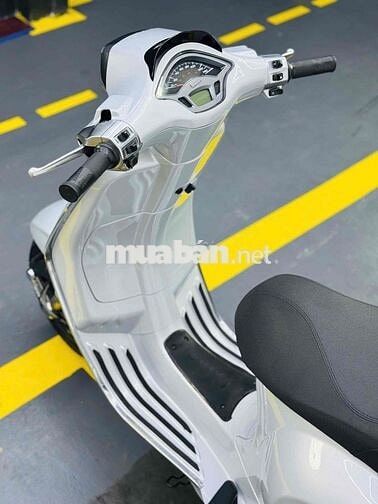 Piaggio Vespa Sprint ABS 2019 Bạc