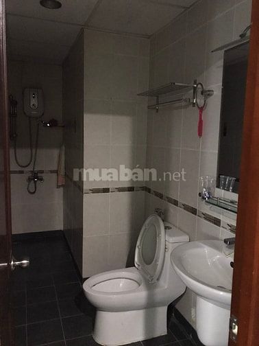 Gia đình tôi cần bán chung cư Phú Thọ - 65m2 - 2 phòng ngủ chỉ 3,5 tỷ