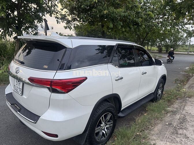 Toyota Fortuner 2019 Trắng