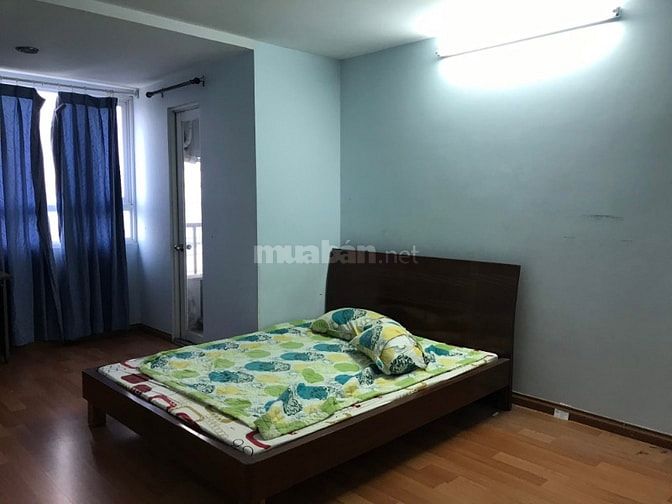 Gia đình tôi cần bán chung cư Phú Thọ - 65m2 - 2 phòng ngủ chỉ 3,5 tỷ