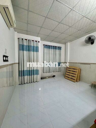NHÀ GẦN PHẠM VĂN ĐỒNG, CHUNG CƯ 4S LINH ĐÔNG. 2 TẦNG 4,5X12M 2PN 2WC 