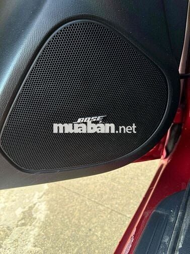 Mazda 6 2.0 bản premium 2021 Đỏ pha lê