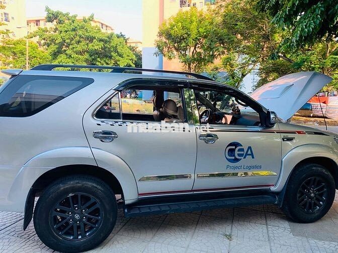 Toyota Fortuner 2015 Bạc