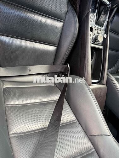 Mazda 6 2.0 bản premium 2021 Đỏ pha lê