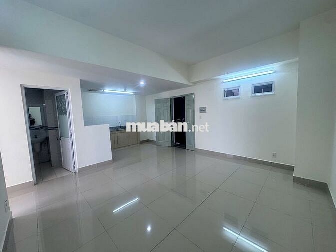 Chung Cư 1050 Phan Chu Trinh.căn hộ Penthouse 61,5m2. 2 PN.View đẹp
