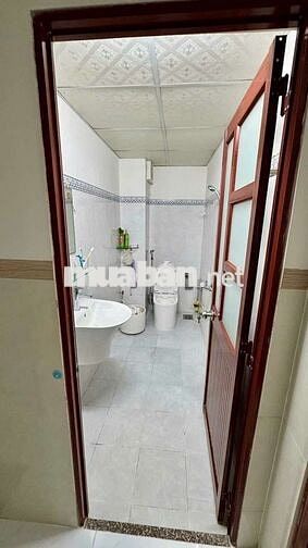 NHÀ GẦN PHẠM VĂN ĐỒNG, CHUNG CƯ 4S LINH ĐÔNG. 2 TẦNG 4,5X12M 2PN 2WC 