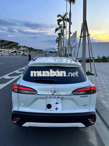 Toyota Corolla Cross 2020 Bản V Trắng