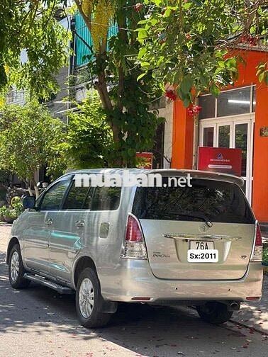 Toyota Innova 2011 Gia đình Bạc