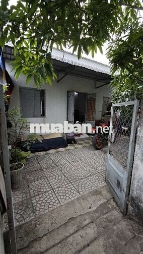 Nhà hẻm trần hoàng na mới , cách đường lớn khoảng 50m 