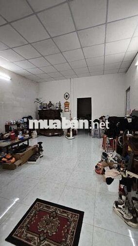 Nhà hẻm trần hoàng na mới , cách đường lớn khoảng 50m 