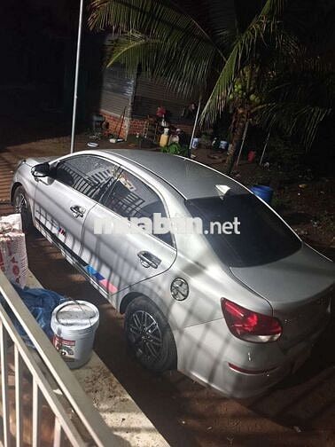 Xe Kia màu Bạc