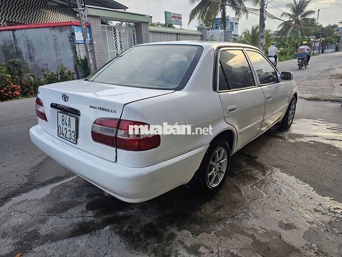 Toyota Corolla 2001 1.3 Trắng