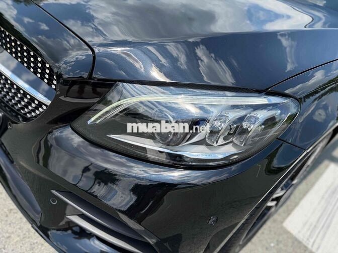 Mercedes-Benz C300 AMG 2021 Đen