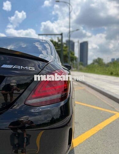 Mercedes-Benz C300 AMG 2021 Đen