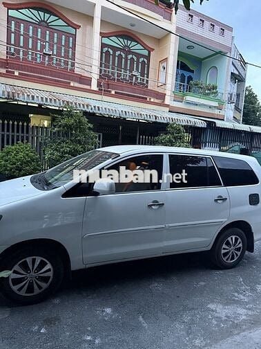Toyota Innova 2014 J Trắng