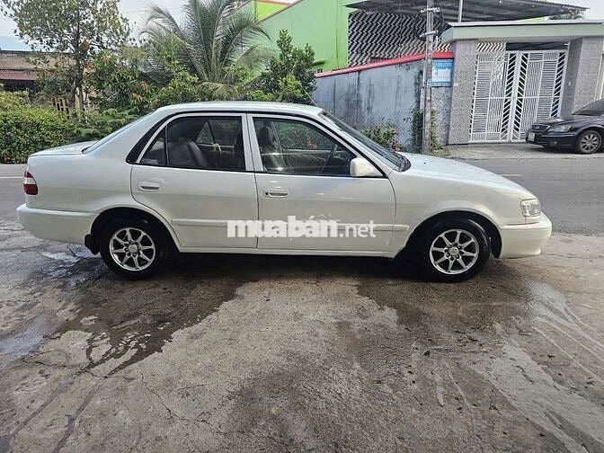Toyota Corolla 2001 1.3 Trắng
