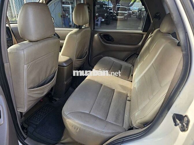 Ford Escape 2002 Trắng