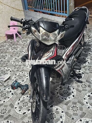 Yamaha Sirius 110 Đen trắng