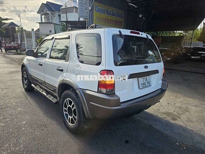 Ford Escape 2002 Trắng