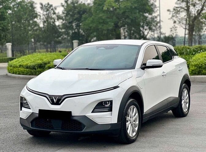 VinFast VF6 Eco Trả Trước 110tr