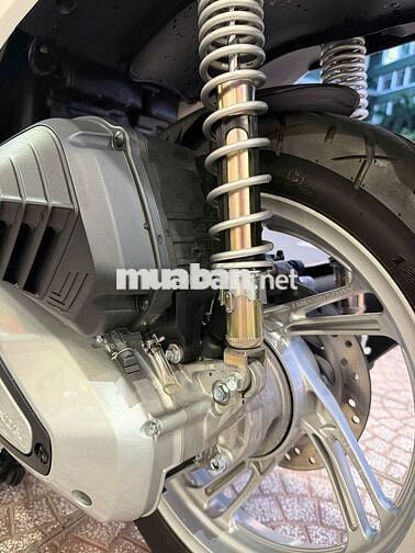 SH160iABS2025 Trắng Panda odo 1353km bao check