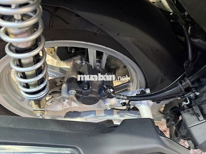 SH160iABS2025 Trắng Panda odo 1353km bao check