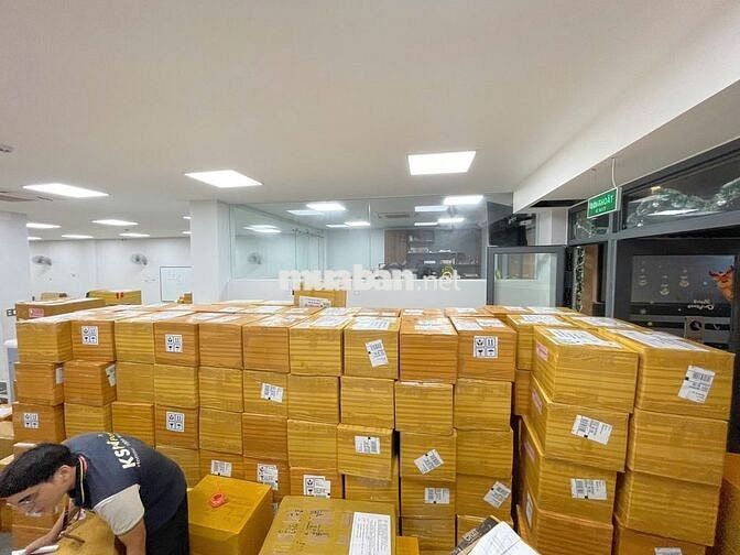 TUYỂN NV ĐÓNG GÓI HÀNG HÓA_THU NHẬP 10 - 12 TR