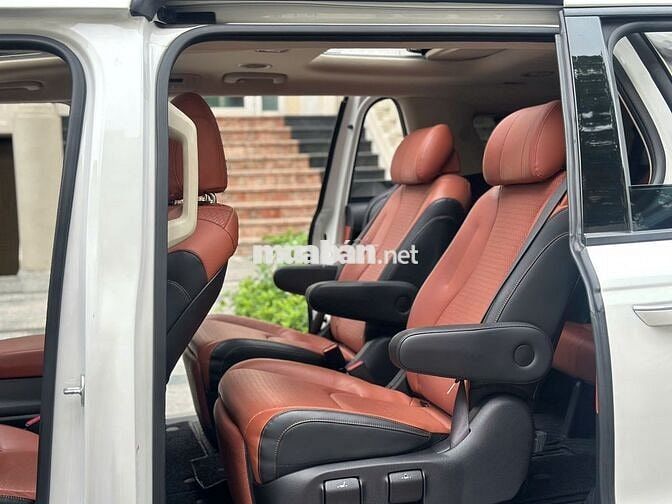KIA Carnival 2022 Signature Trắng Chuẩn 6v 1 chủ