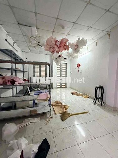 MBKD MẶT TIỀN LÊ VĂN LƯƠNG QUẬN 7, 1 TRỆT 1 LẦU 1 PHÒNG NGỦ BAN CÔNG