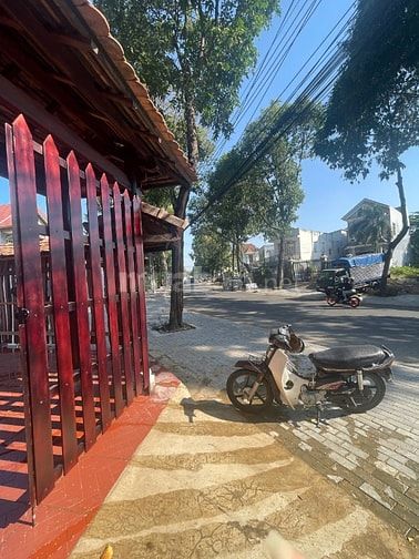 Chuyển giao gần 200m , 10m mặt tiền vị trí kinh doanh Thủ Dầu Một