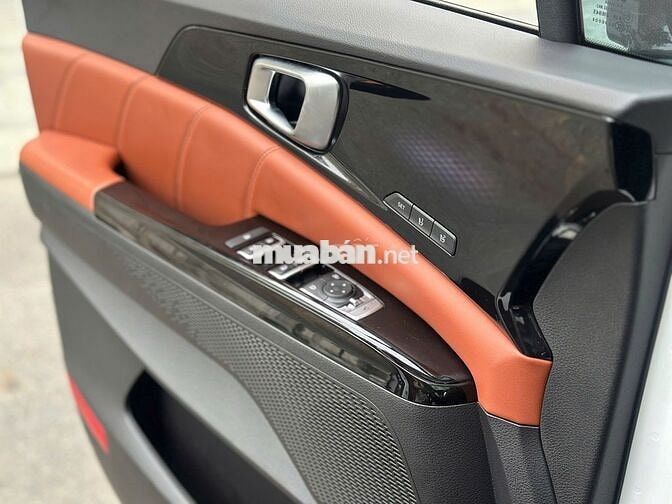 KIA Carnival 2022 Signature Trắng Chuẩn 6v 1 chủ