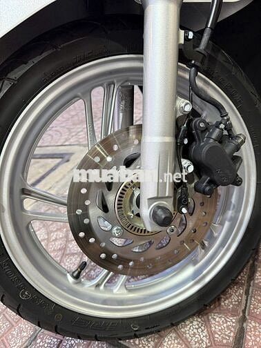 SH160iABS2025 Trắng Panda odo 1353km bao check