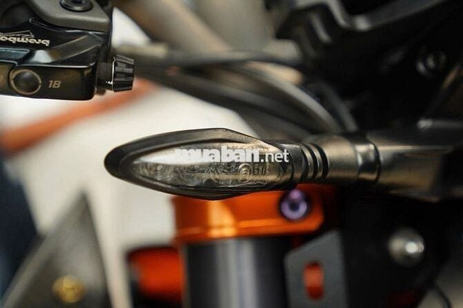 Quái thú KTM Super Duke 1290R GEN1 DKLD 2022