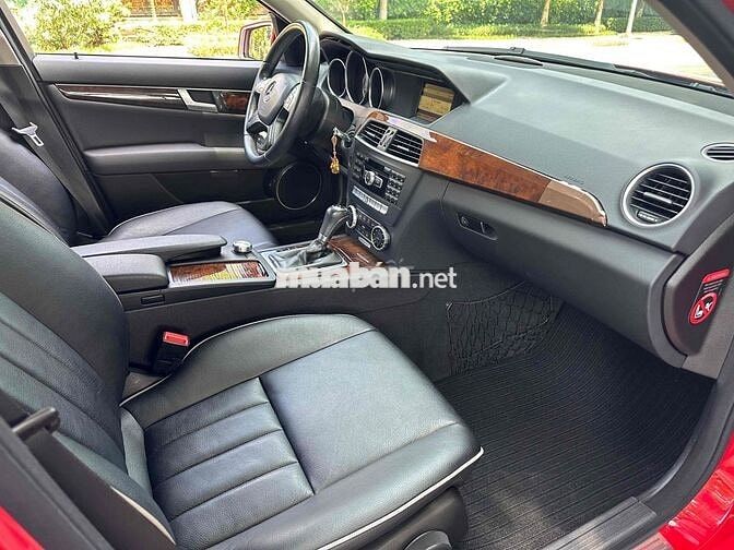 Mercedes C250 2011 Đk 2012 Đỏ 4 vạn km Siêu Cọp